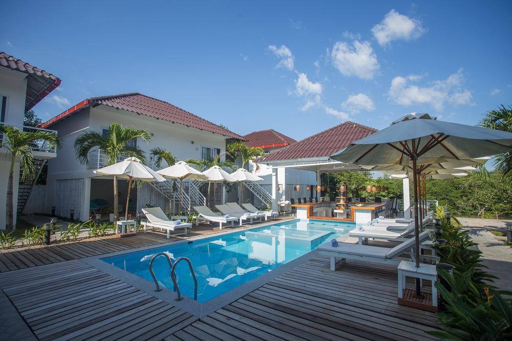 Golden River Resort Sihanoukville Extérieur photo