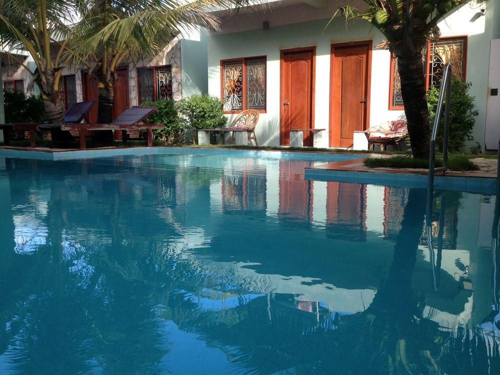 Golden River Resort Sihanoukville Extérieur photo